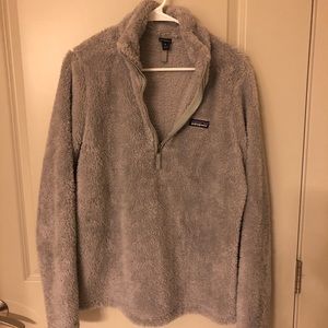 Women’s plush Patagonia fleece 1/4 zip